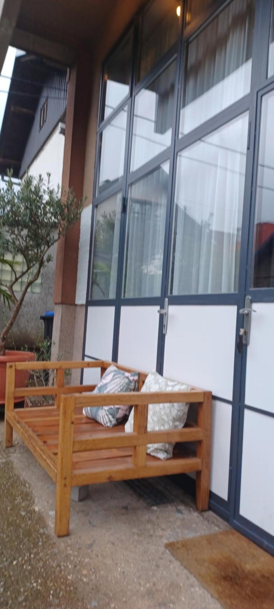 Studio Apartman Ada 萨莫博尔 外观 照片